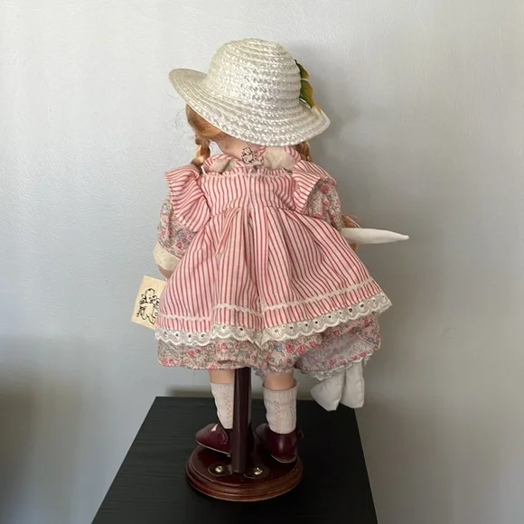 The Broadway Collection Doll - Picture 6 of 10